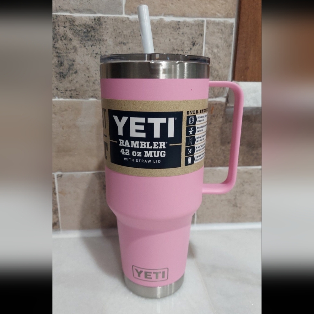 Yeti 42oz straw mug with handle power pink